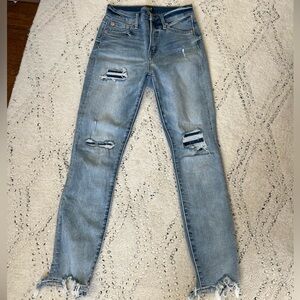 Gap jeans- barely worn!